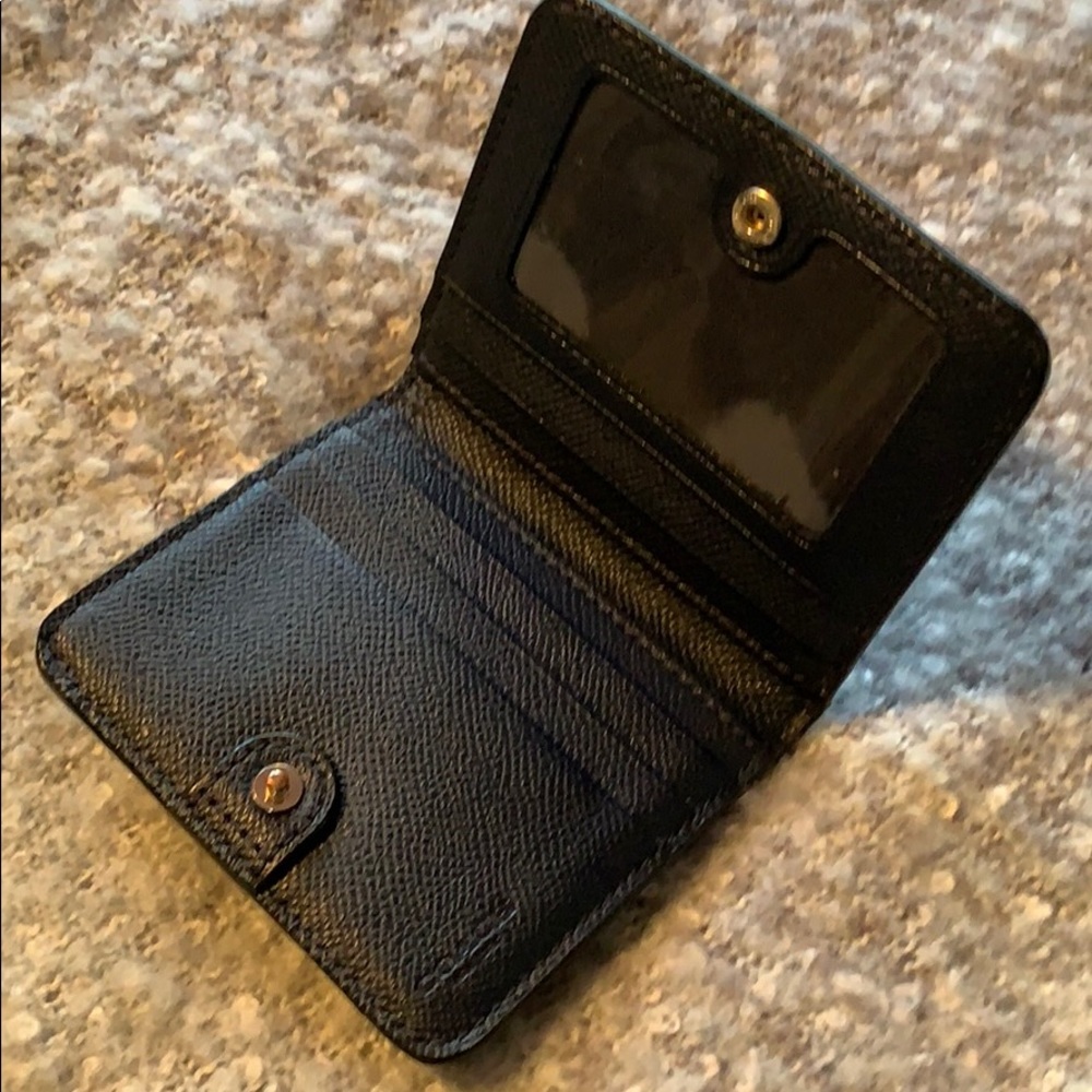 Wallet - Picture 2 of 5
